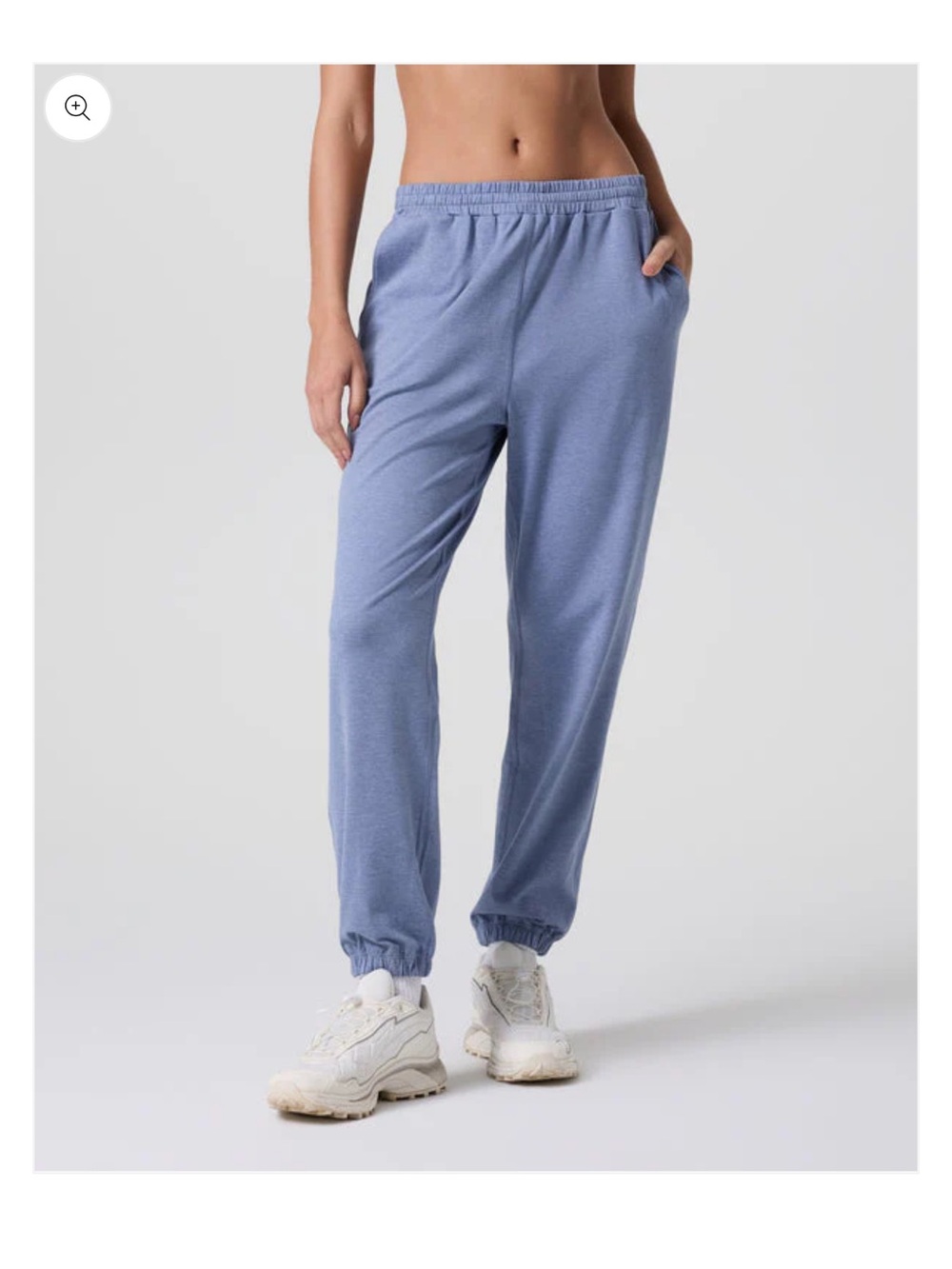 Vuori Boyfriend Joggers NWOT Size Medium